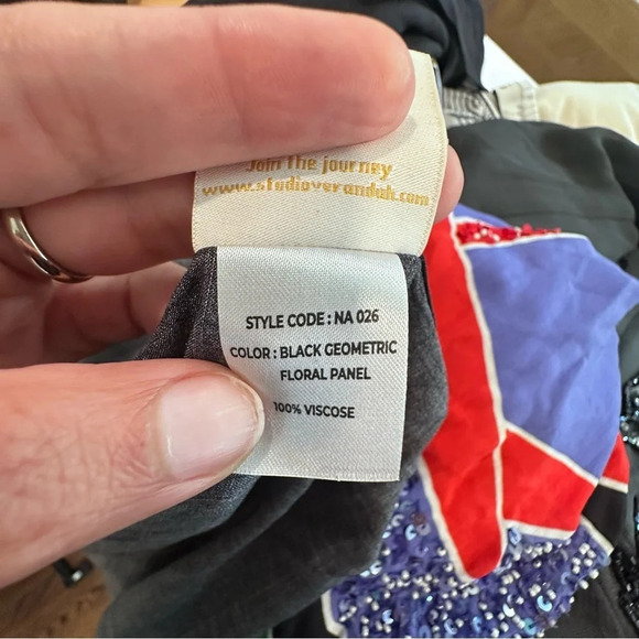 Verandah Togg Sunset Hand-Beaded Cold-Shoulder Maxi Dress. Size Medium - Picture 10 of 13